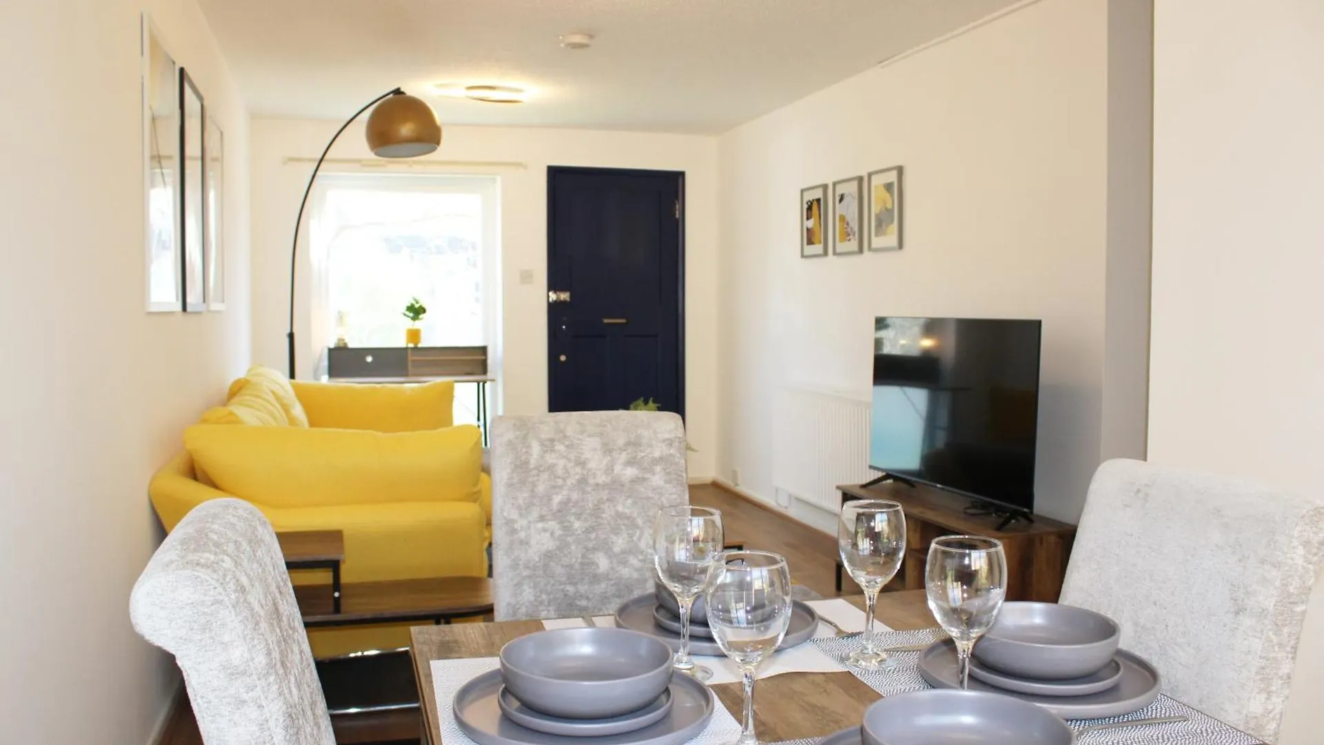 Comfortable House For 6 People Near City Centre - Midhurst Close II Apartment Cambridge  United Kingdom