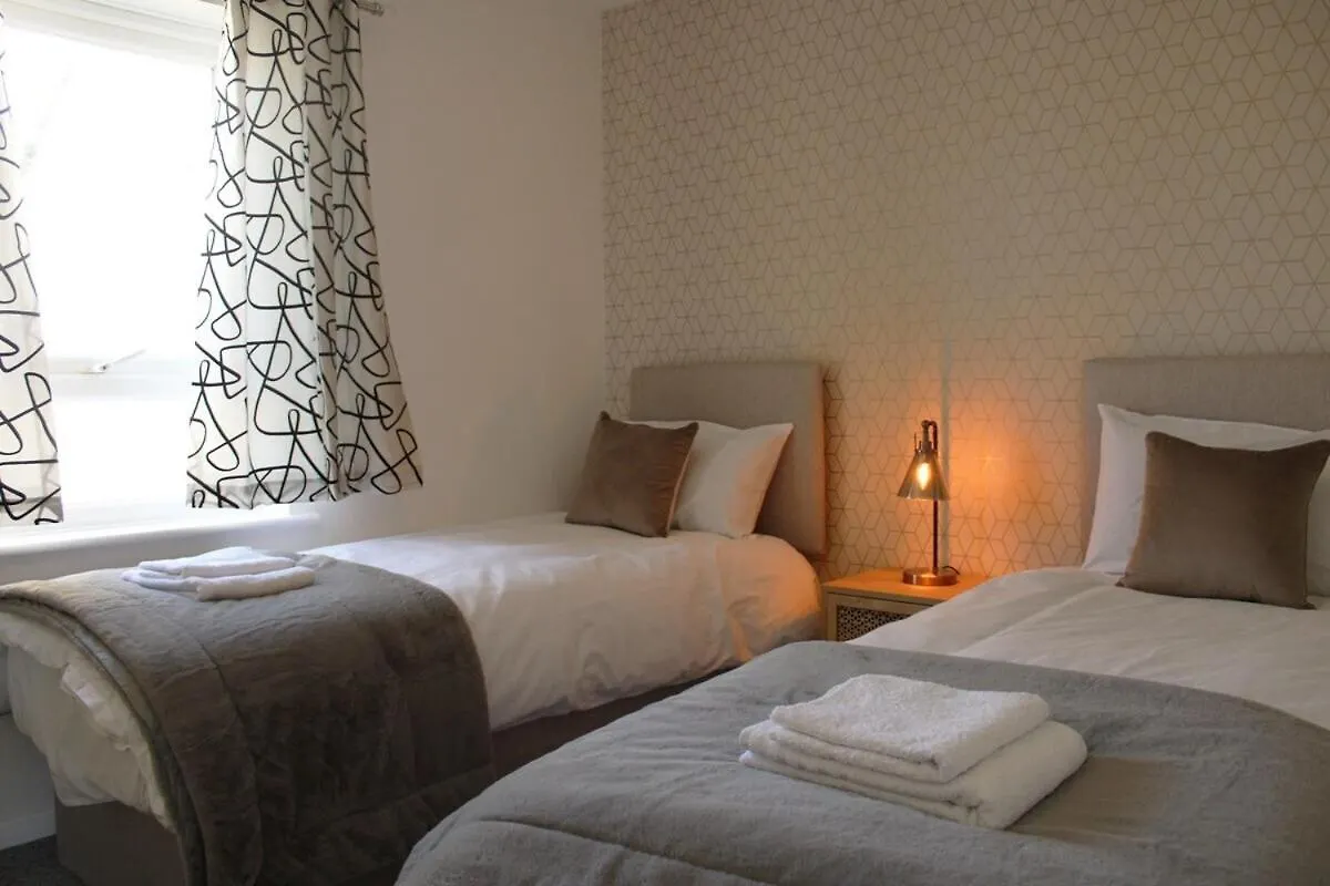 Comfortable House For 6 People Near City Centre - Midhurst Close II Apartment Cambridge
